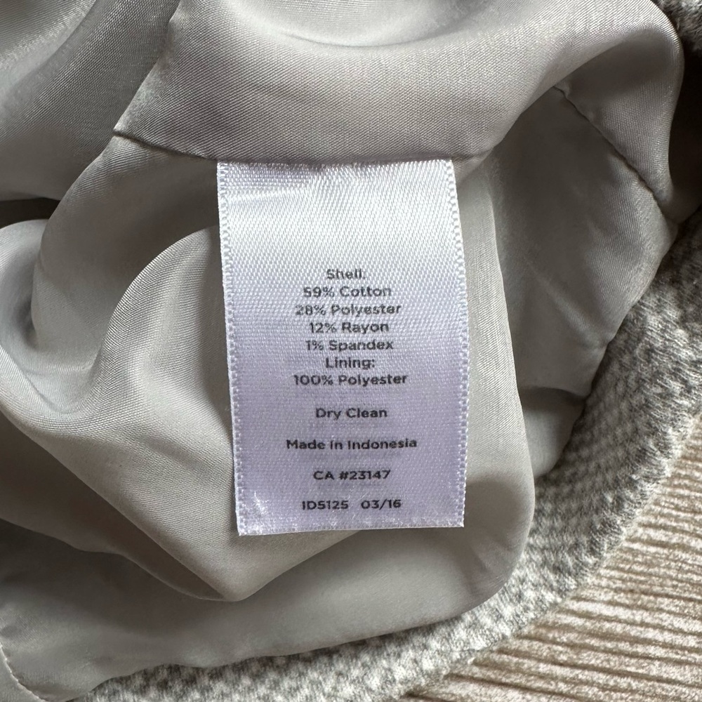 Talbots Gray Blazer size 14W - Picture 3 of 3